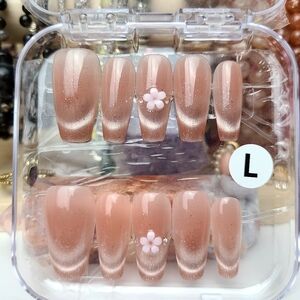 Simple Press-on Nail Set